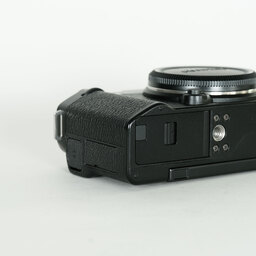 FUJIFILM X-M5