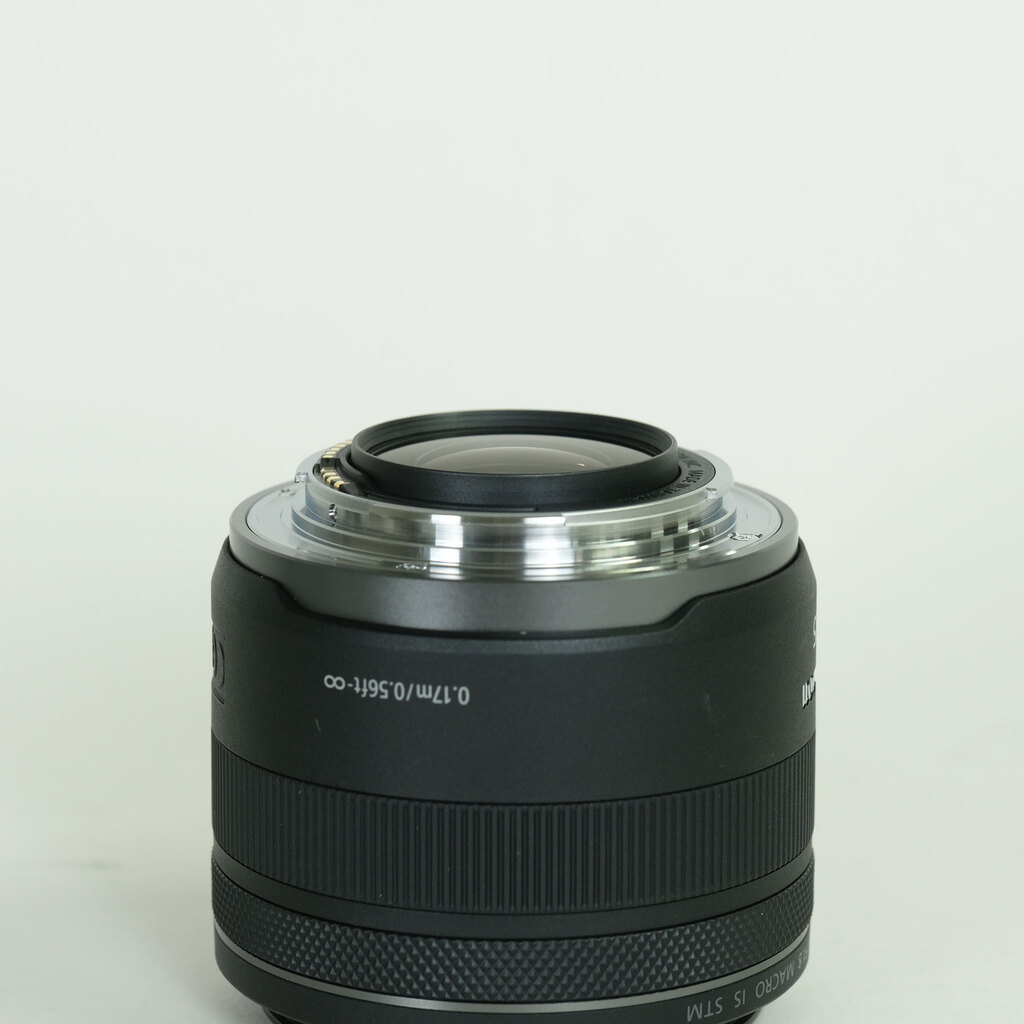 Canon RF35mm F1.8 MACRO IS STM