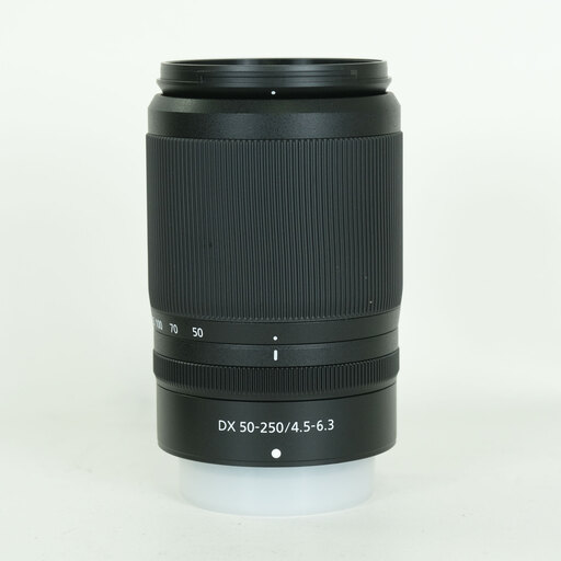Nikon NIKKOR Z DX 50-250mm f/4.5-6.3 VR Nikon NIKKOR Z DX 50-250mm f/4.5-6.3 VR