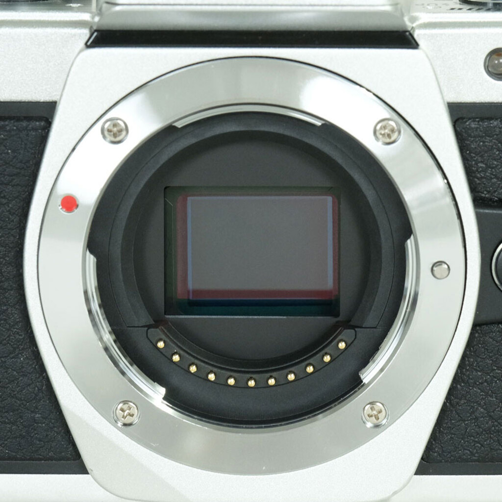 OLYMPUS OM-D E-M10 Mark II