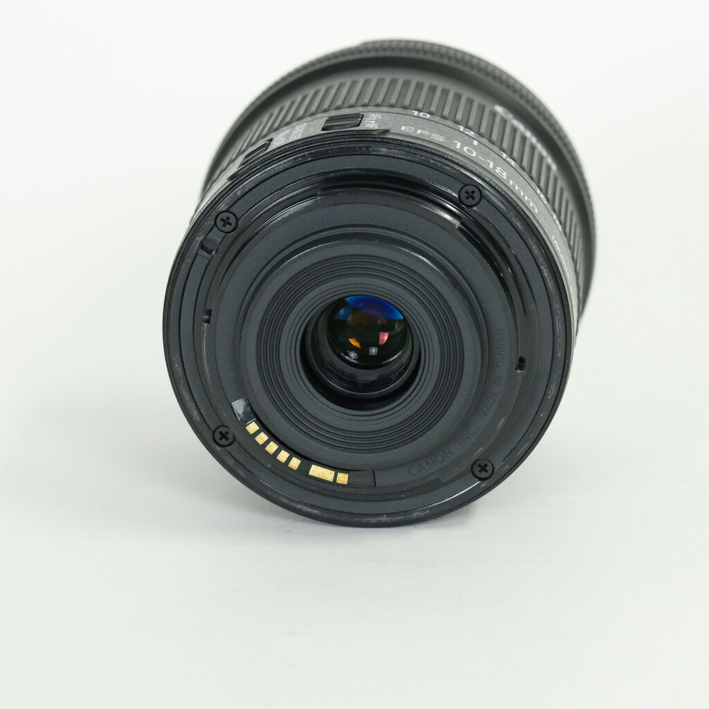 Canon EF-S10-18mm F4.5-5.6 IS STM