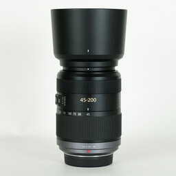 Panasonic LUMIX G VARIO 45-200mm F4.0-F5.6 MEGA O.I.S. H-FS045200