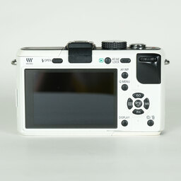 Panasonic LUMIX DMC-GF1 ボディ シェルホワイト