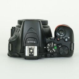 Nikon D5500