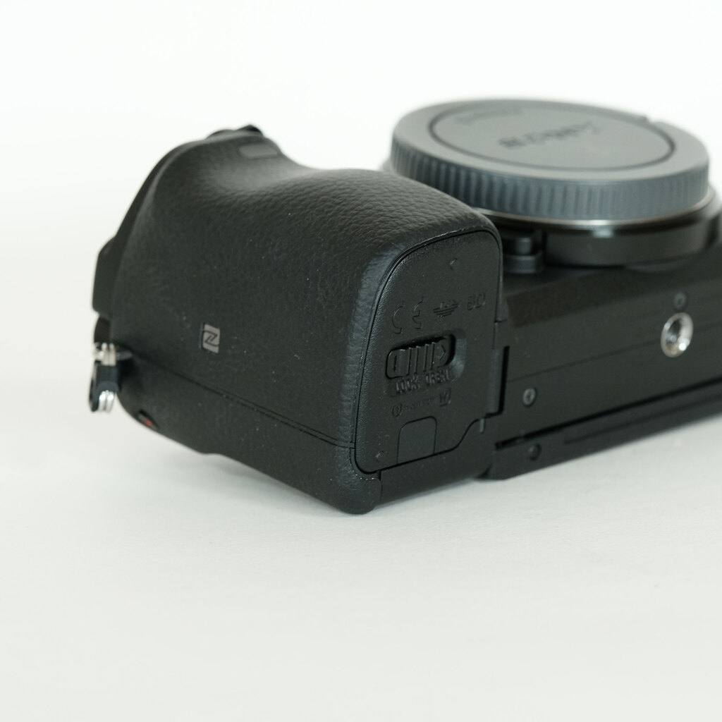 SONY α6400（ILCE-6400）