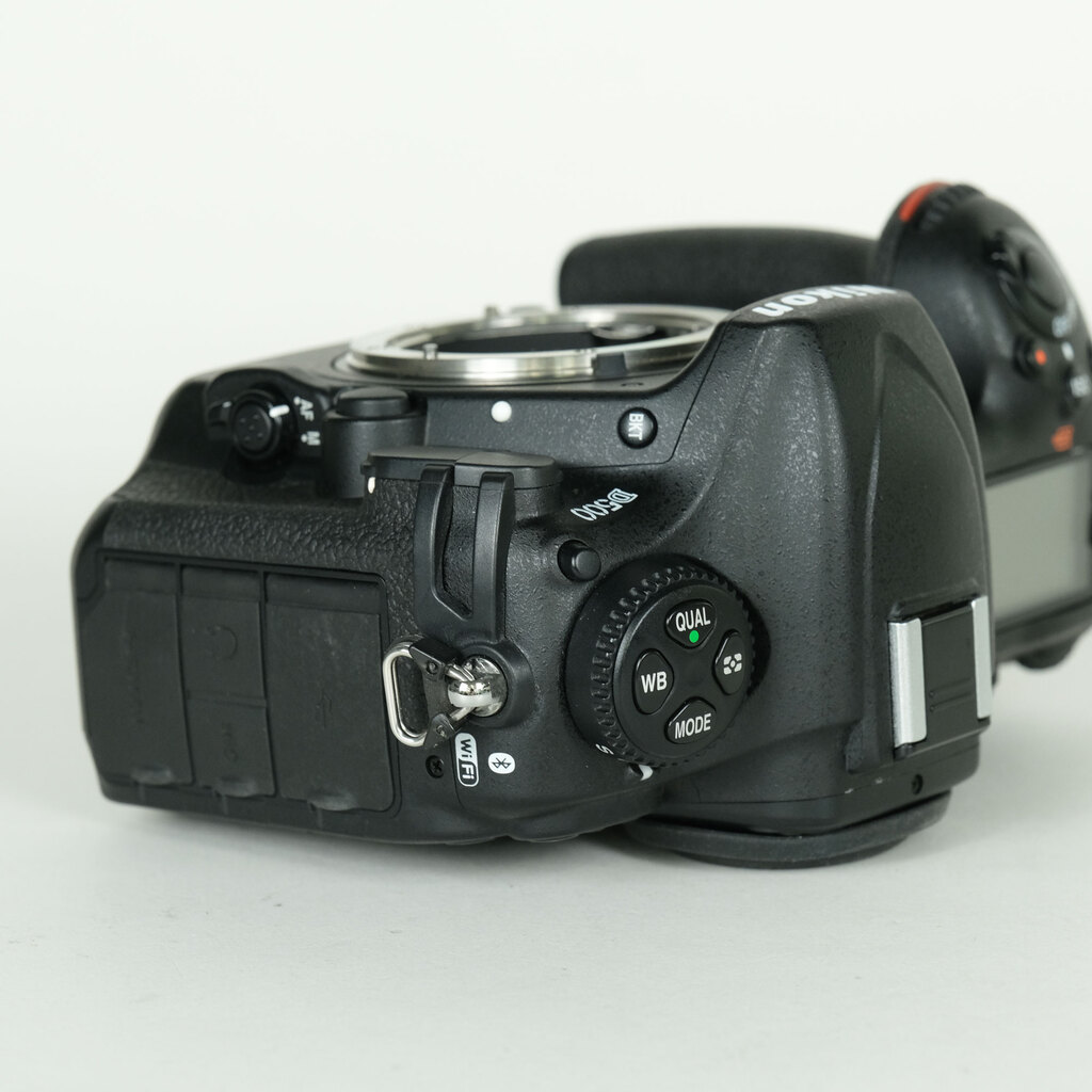 Nikon D500