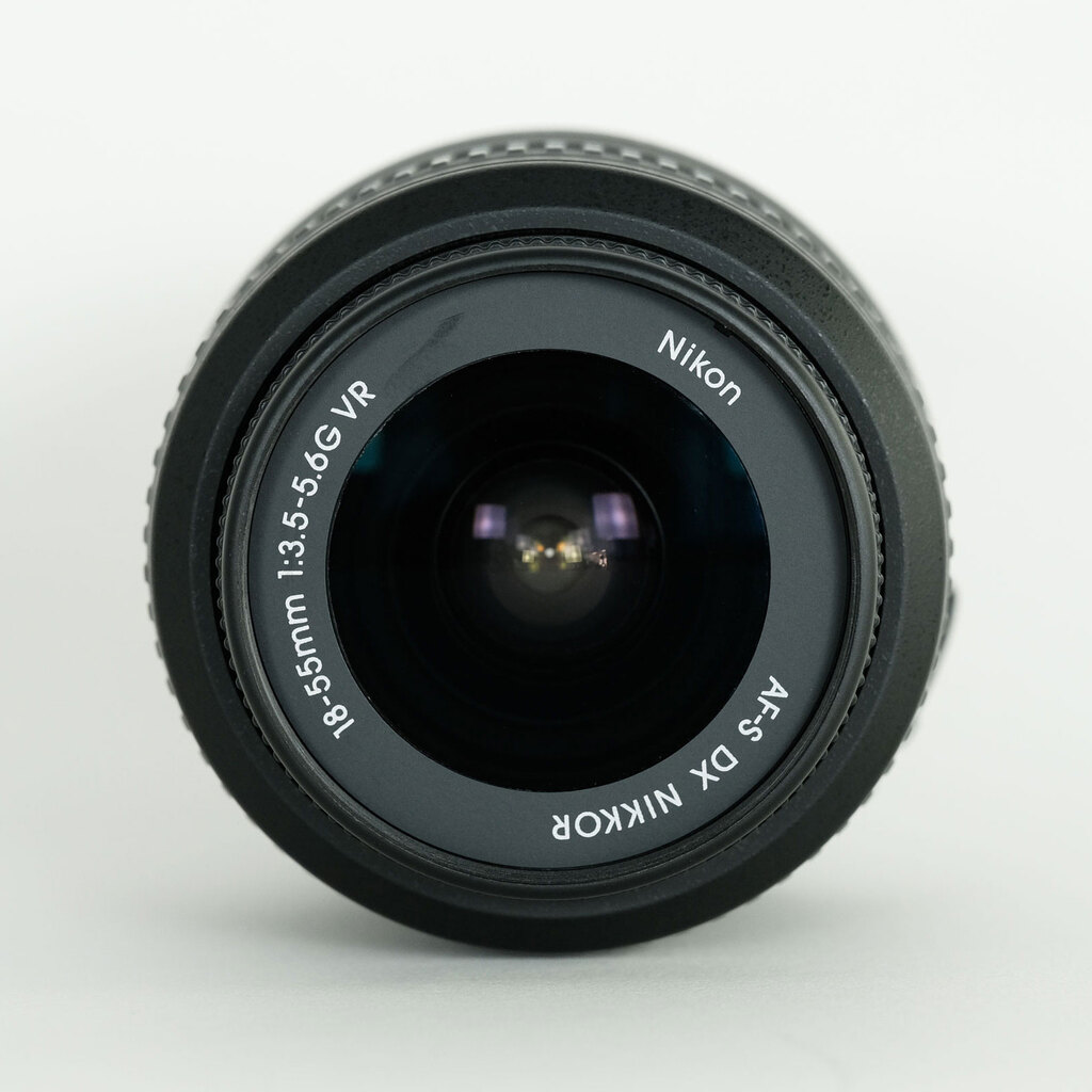 Nikon AF-S DX NIKKOR 18-55mm F3.5-5.6 G VR