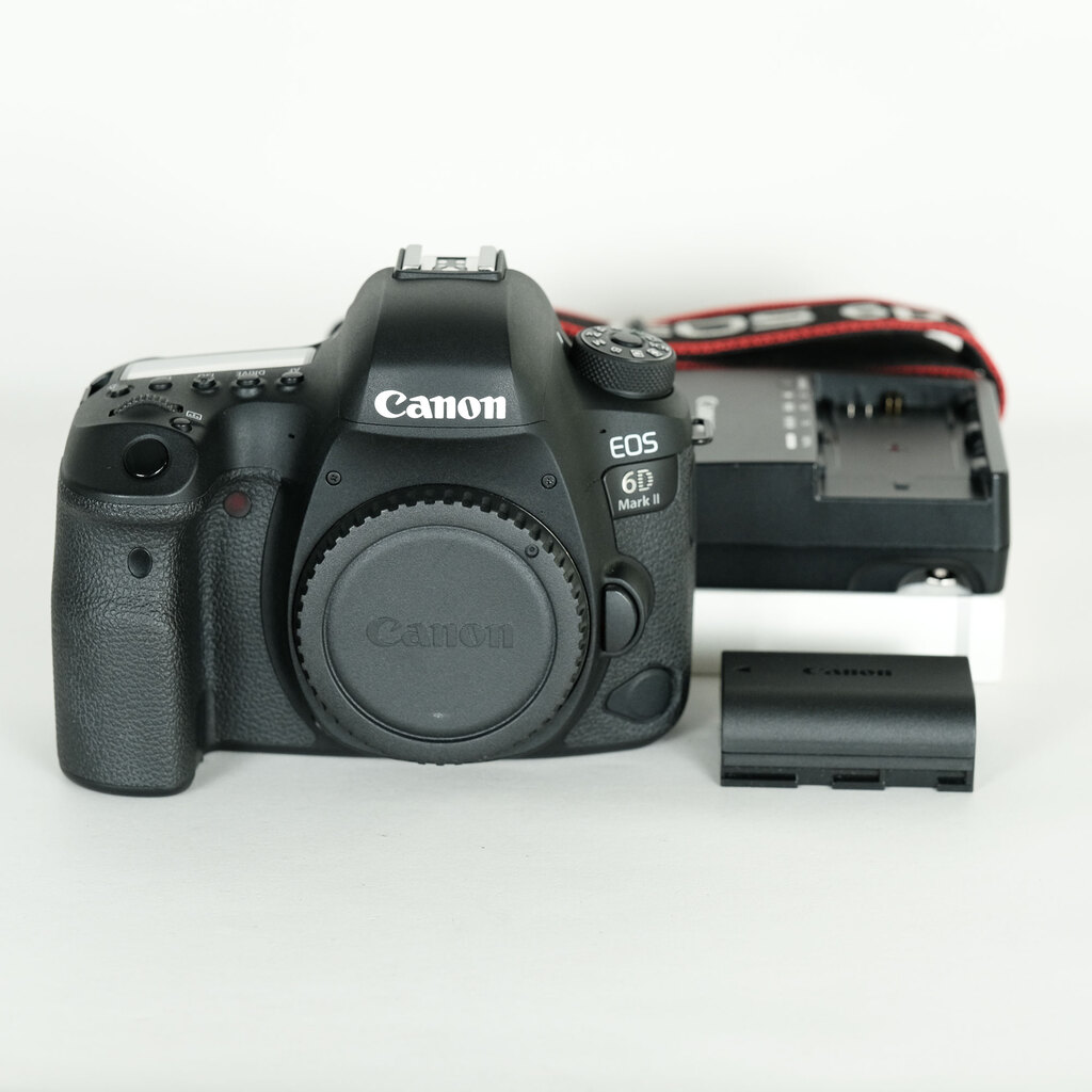 Canon EOS 6D Mark II Canon EOS 6D Mark II