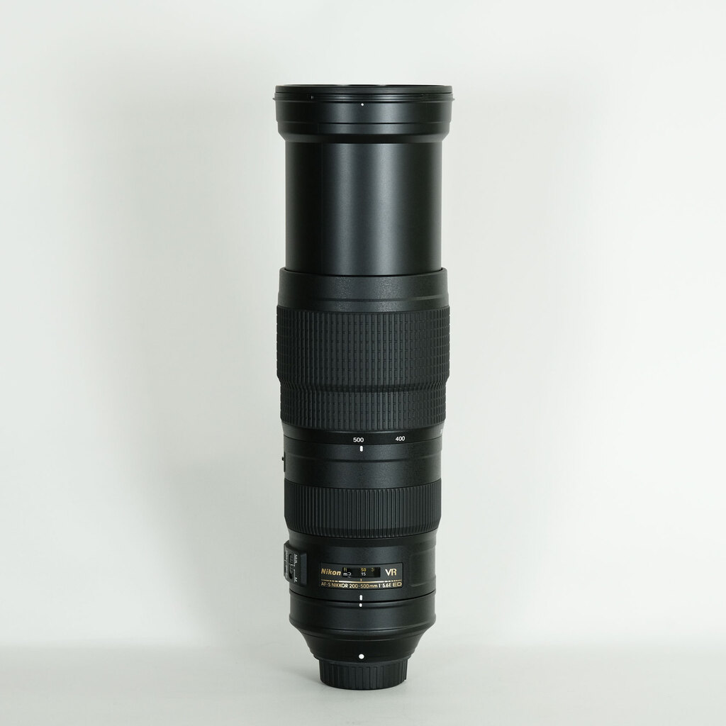 Nikon AF-S NIKKOR 200-500mm f/5.6E ED VR Nikon AF-S NIKKOR 200-500mm f/5.6E ED VR