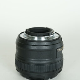 Nikon AF-S NIKKOR 50mm f/1.8G Nikon AF-S NIKKOR 50mm f/1.8G