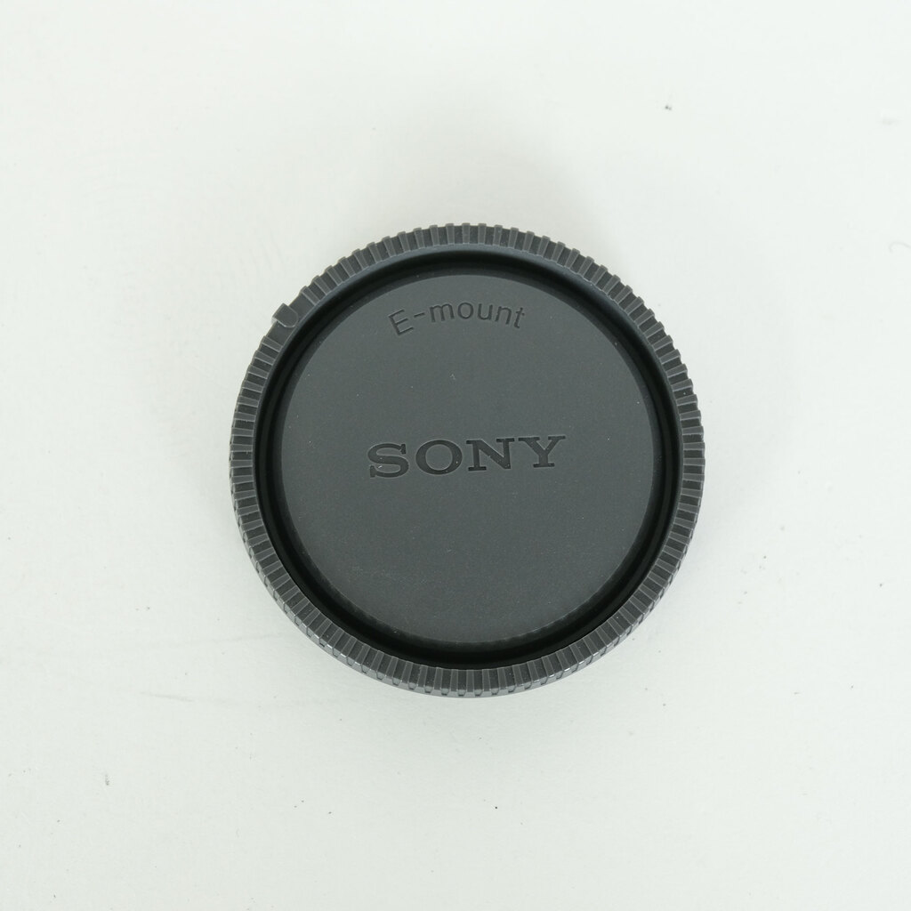 SONY E 35mm F1.8 OSS SEL35F18