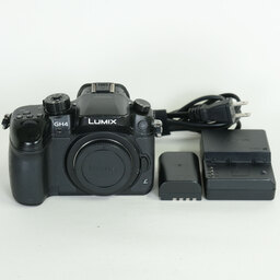 Panasonic LUMIX DMC-GH4