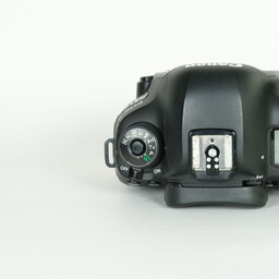 Canon EOS 5D Mark IV Canon EOS 5D Mark IV