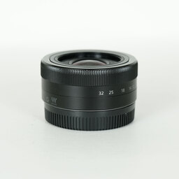 Panasonic LUMIX G VARIO 12-32mm / F3.5-5.6 ASPH. / MEGA O.I.S.