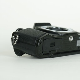 OLYMPUS OM-D E-M10 Mark II