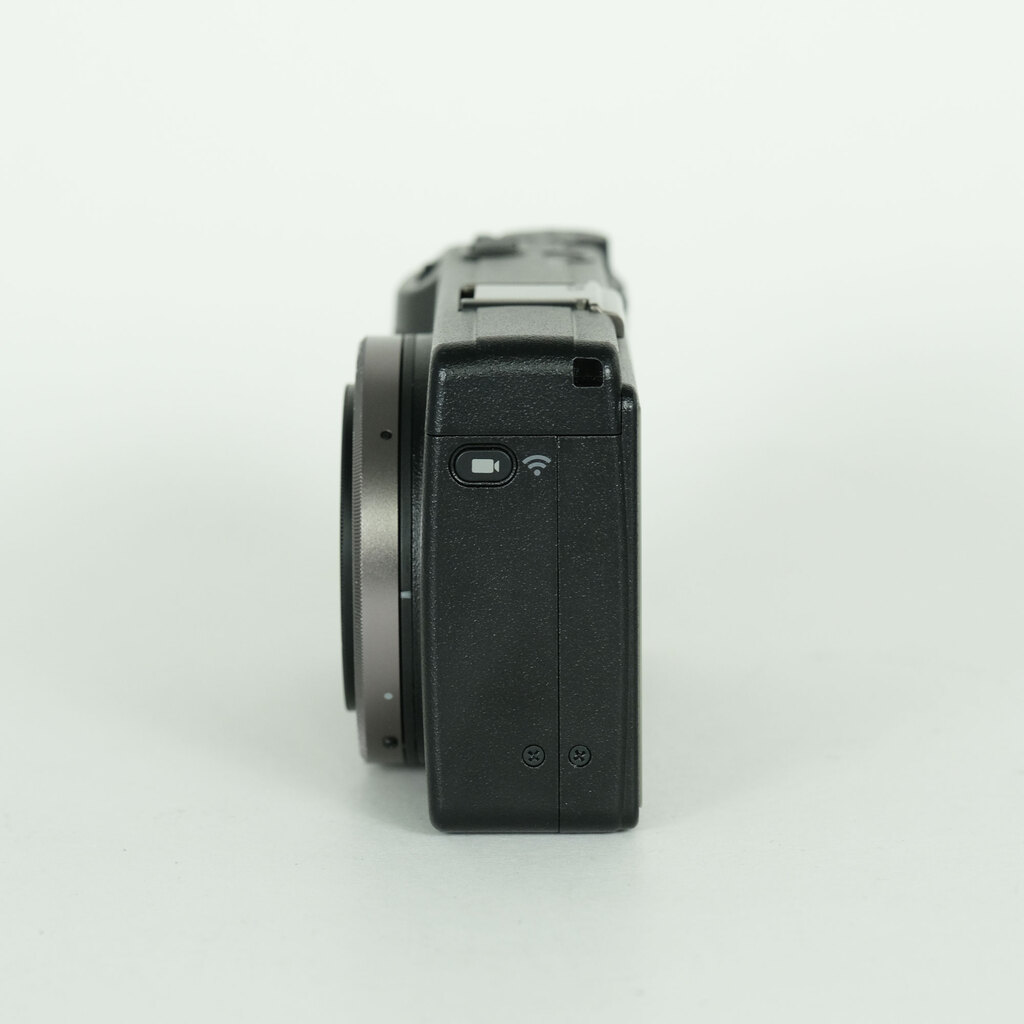 RICOH GR IIIx RICOH GR IIIx