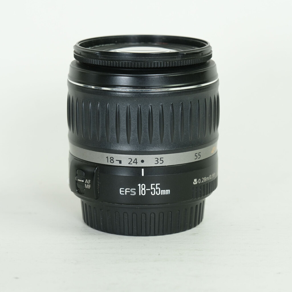 Canon EF-S 18-55mm F3.5-5.6 II USM