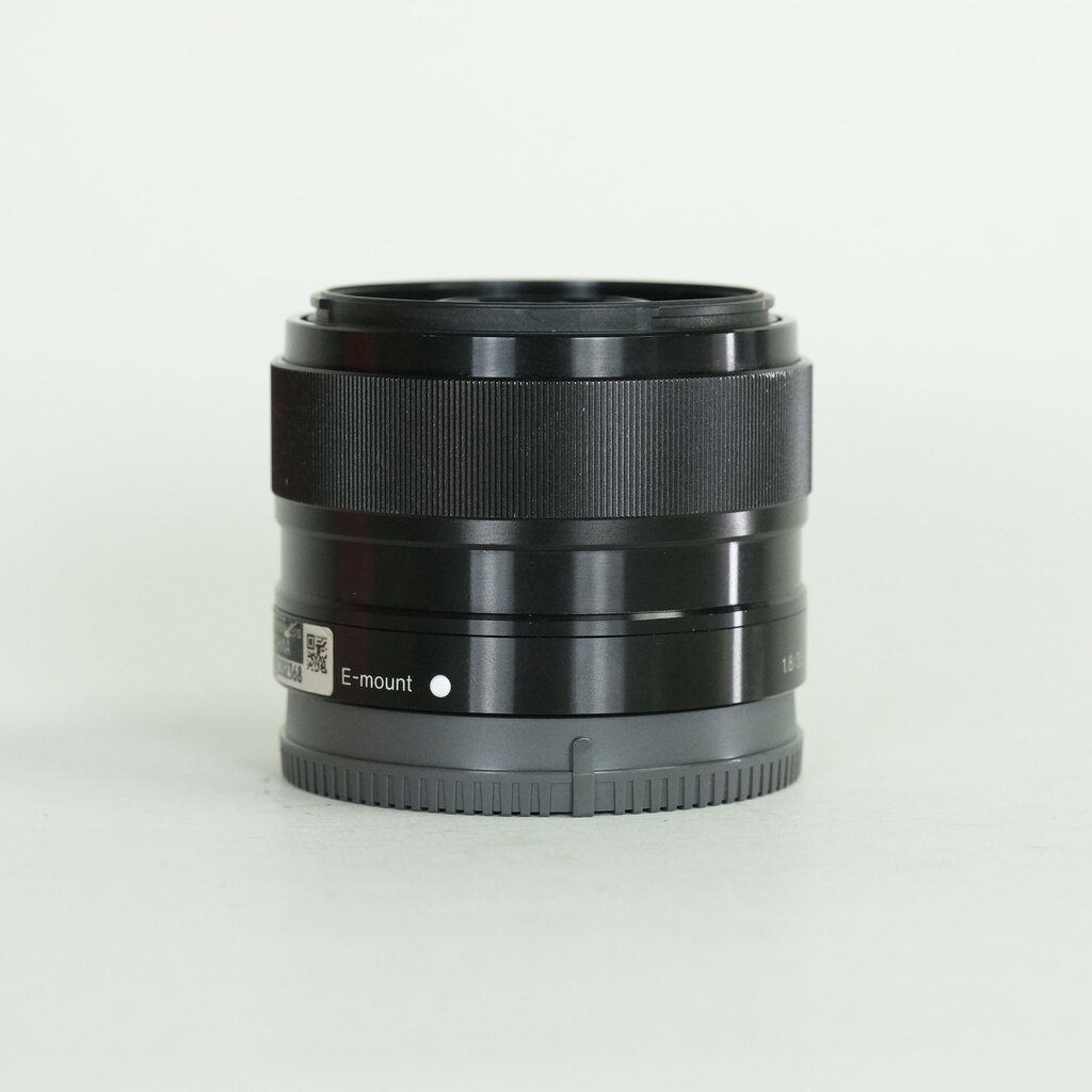 SONY E 35mm F1.8 OSS SEL35F18 SONY E 35mm F1.8 OSS SEL35F18