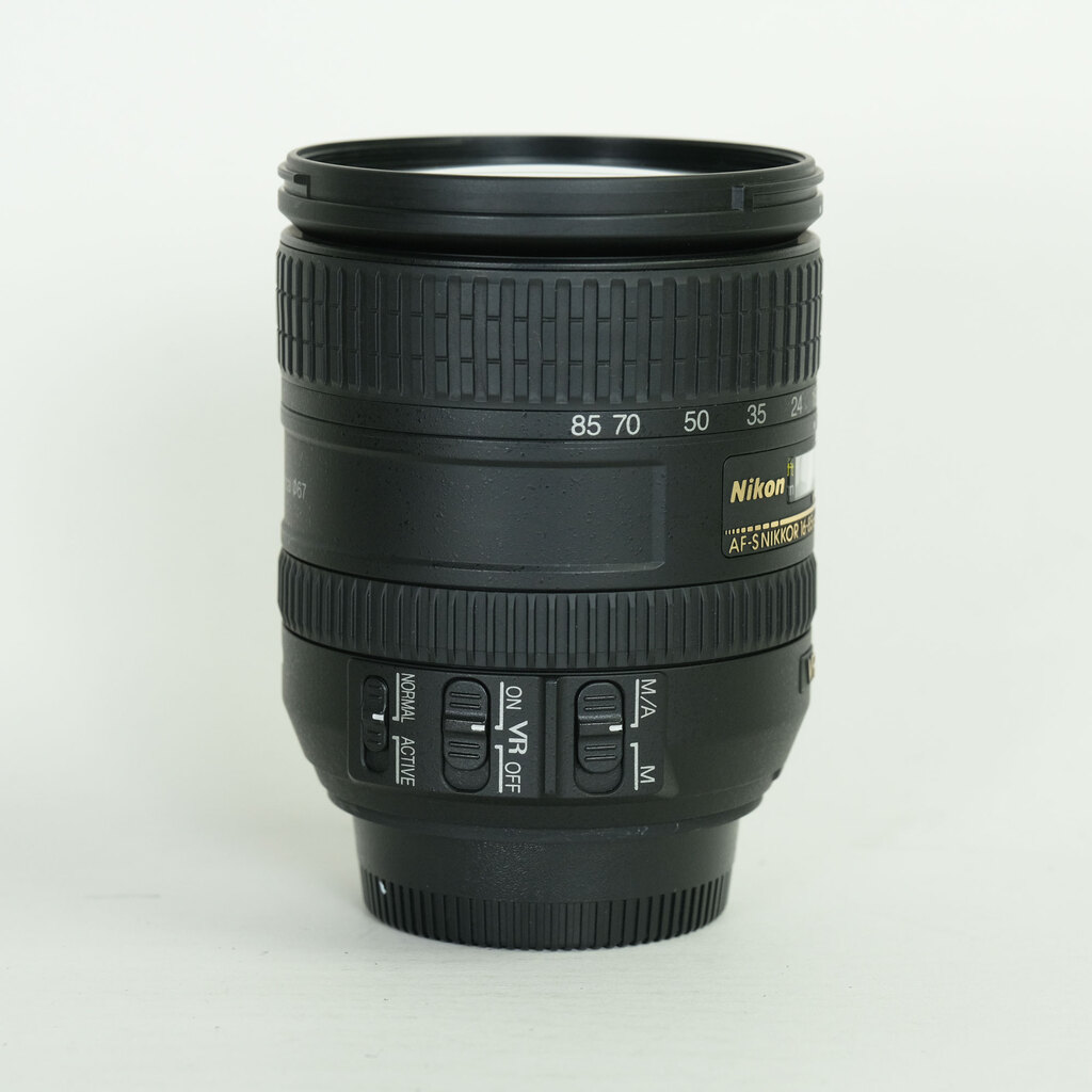 Nikon AF-S DX NIKKOR 16-85mm F3.5-5.6G ED VR