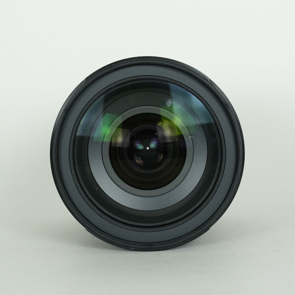 Nikon AF-S NIKKOR 28-300mm f/3.5-5.6G ED VR