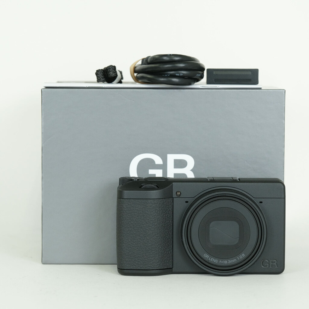 RICOH GR IV Monochrome