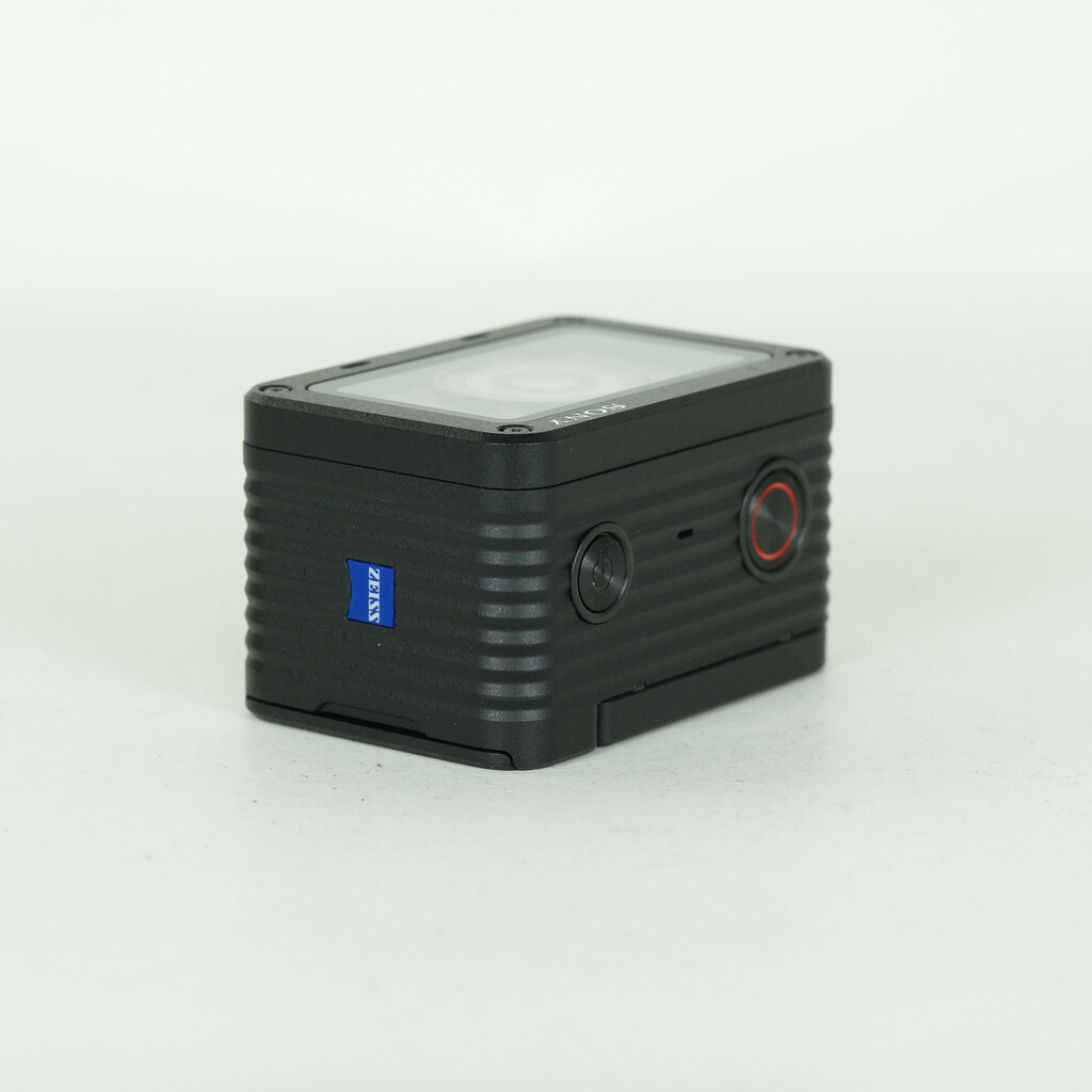 SONY Cyber-shot DSC-RX0M2