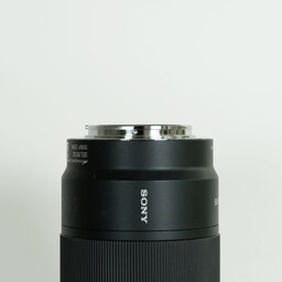 SONY E 18-135mm F3.5-5.6 OSS SEL18135
