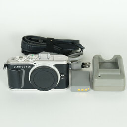OLYMPUS PEN E-PL9
