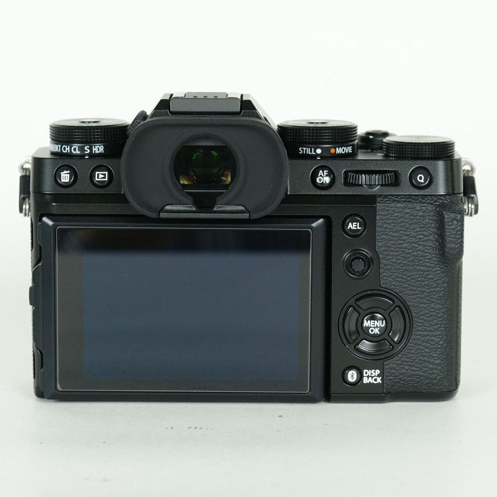 FUJIFILM X-T5