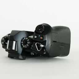 OLYMPUS OM-D E-M1 Mark III