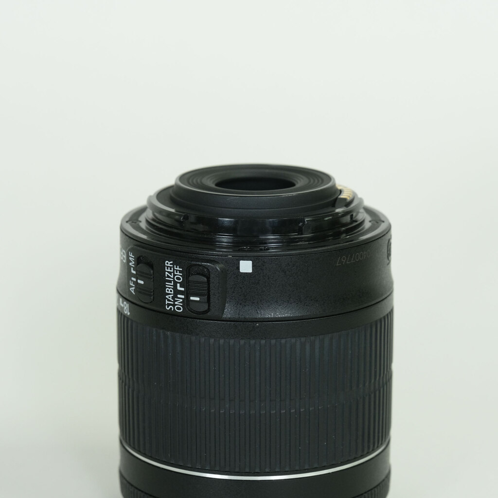 Canon EF-S18-55mm F3.5-5.6 IS STM