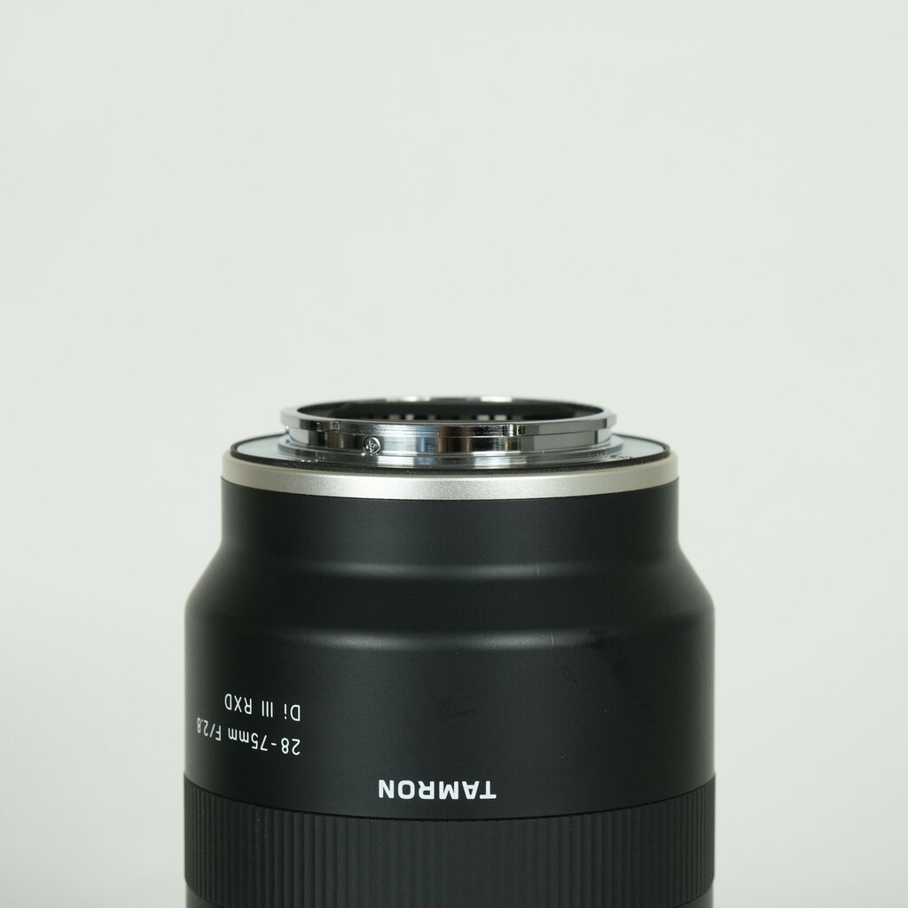 TAMRON 28-75mm F/2.8 Di III RXD (Model A036) [ソニーE用]の出品
