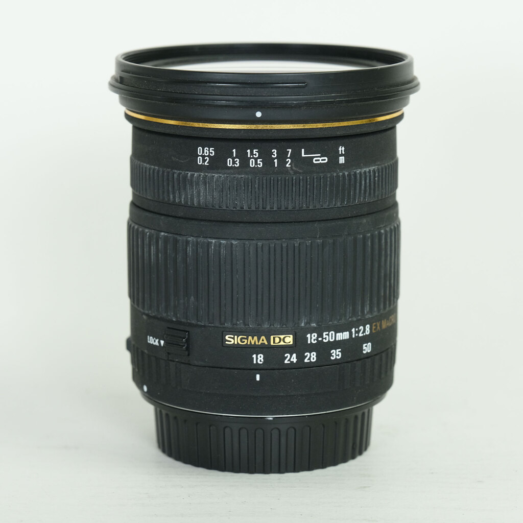 SIGMA 18-50mm F2.8 EX DC MACRO [キヤノンEF用]