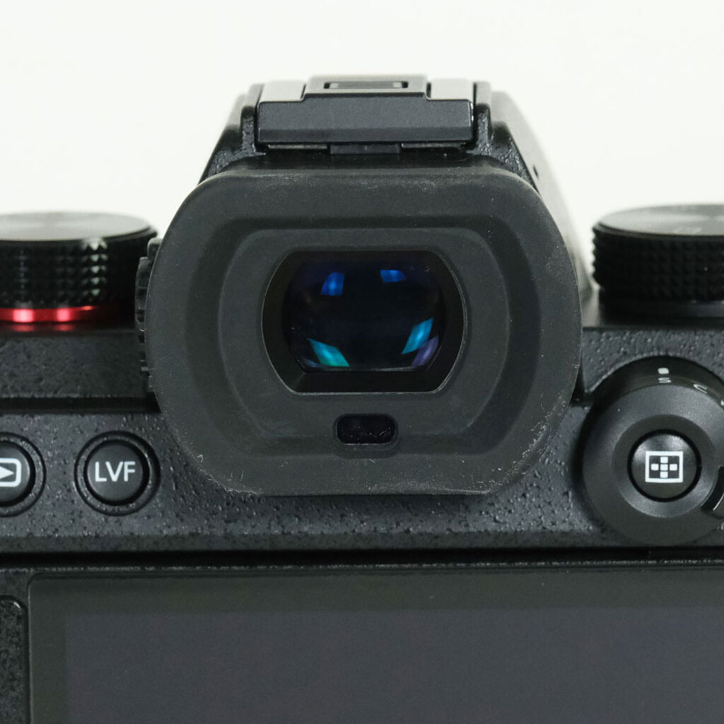 Panasonic LUMIX DC-S5 Panasonic LUMIX DC-S5