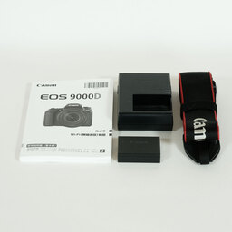 Canon EOS 9000D