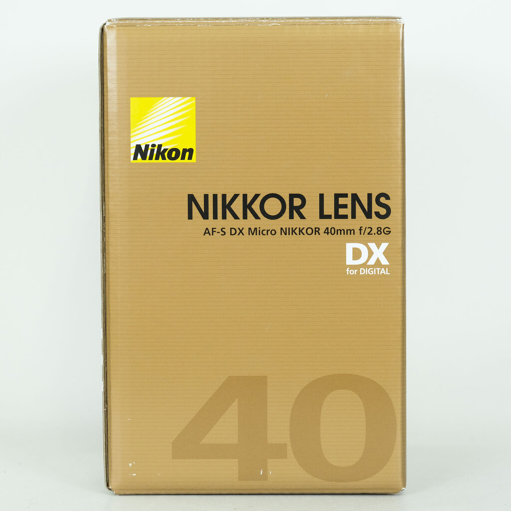 Nikon AF-S DX Micro NIKKOR 40mm f/2.8G