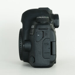 Canon EOS 6D Mark II