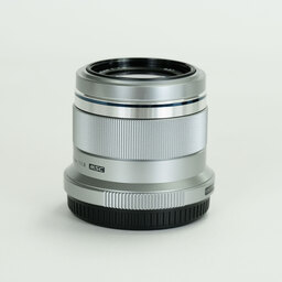 OLYMPUS M.ZUIKO DIGITAL 45mm F1.8