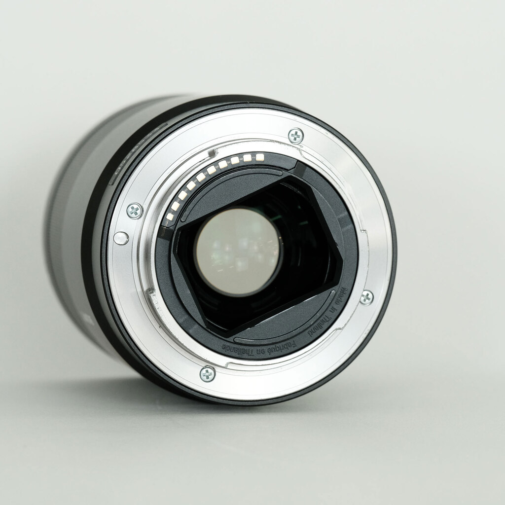 SONY Sonnar T* FE 55mm F1.8 ZA SEL55F18Z SONY Sonnar T* FE 55mm F1.8 ZA SEL55F18Z