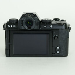 FUJIFILM X-S10