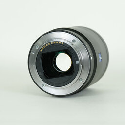 SONY Sonnar T* FE 55mm F1.8 ZA SEL55F18Z SONY Sonnar T* FE 55mm F1.8 ZA SEL55F18Z