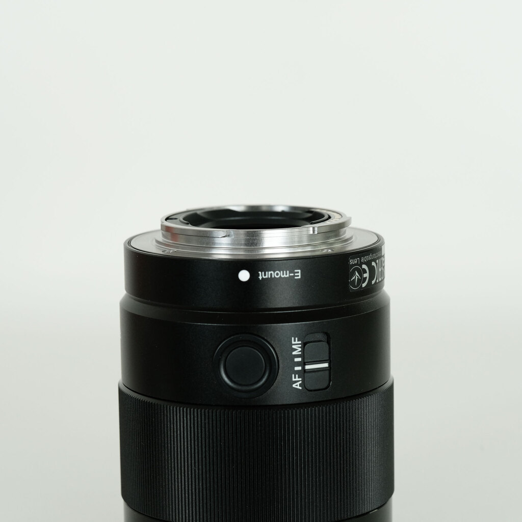 SONY FE 35mm F1.8 SEL35F18F
