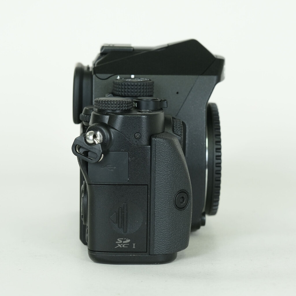 PENTAX KP