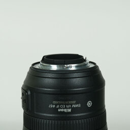 Nikon AF-S VR Zoom-Nikkor 70-300mm F4.5-5.6G IF-ED