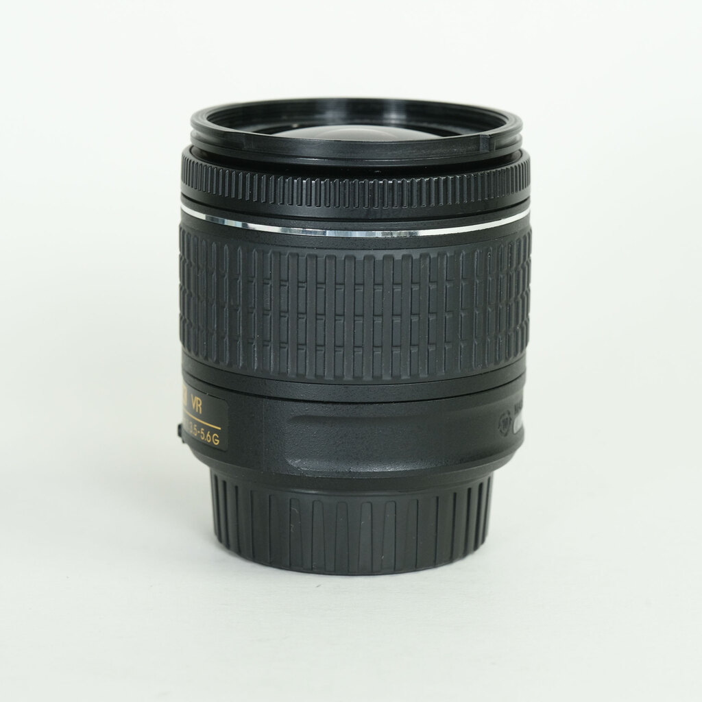 Nikon AF-P DX NIKKOR 18-55mm F3.5-5.6G VR
