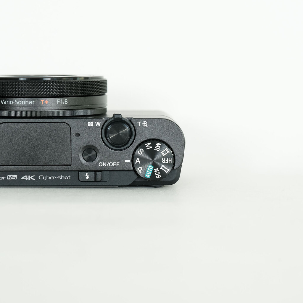 SONY Cyber-shot DSC-RX100M5A