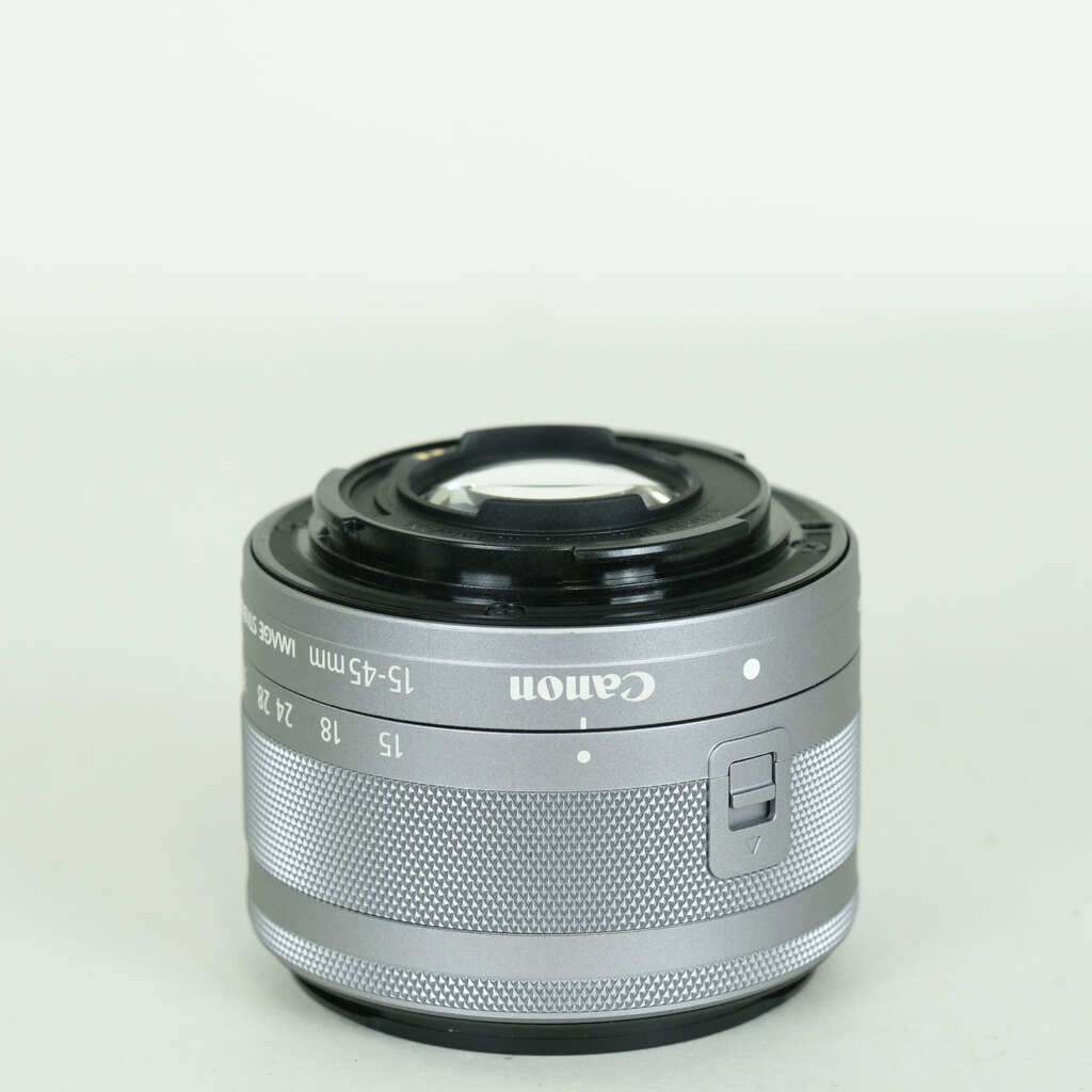 Canon EF-M15-45mm F3.5-6.3 IS STM Canon EF-M15-45mm F3.5-6.3 IS STM