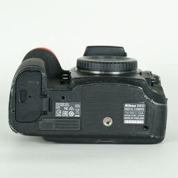 Nikon D810