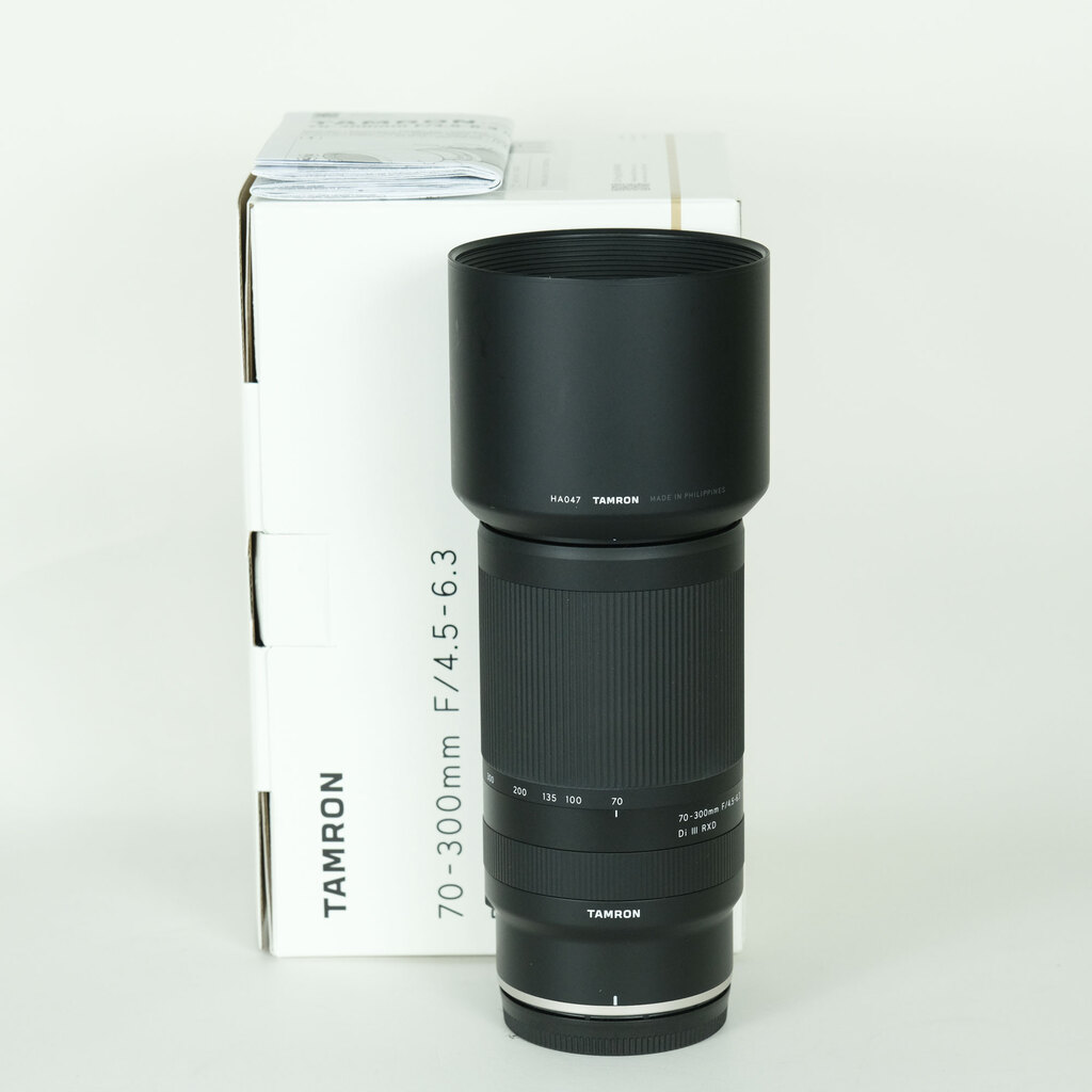TAMRON 70-300mm F/4.5-6.3 Di III RXD (Model A047) [�j�R��Z�p]