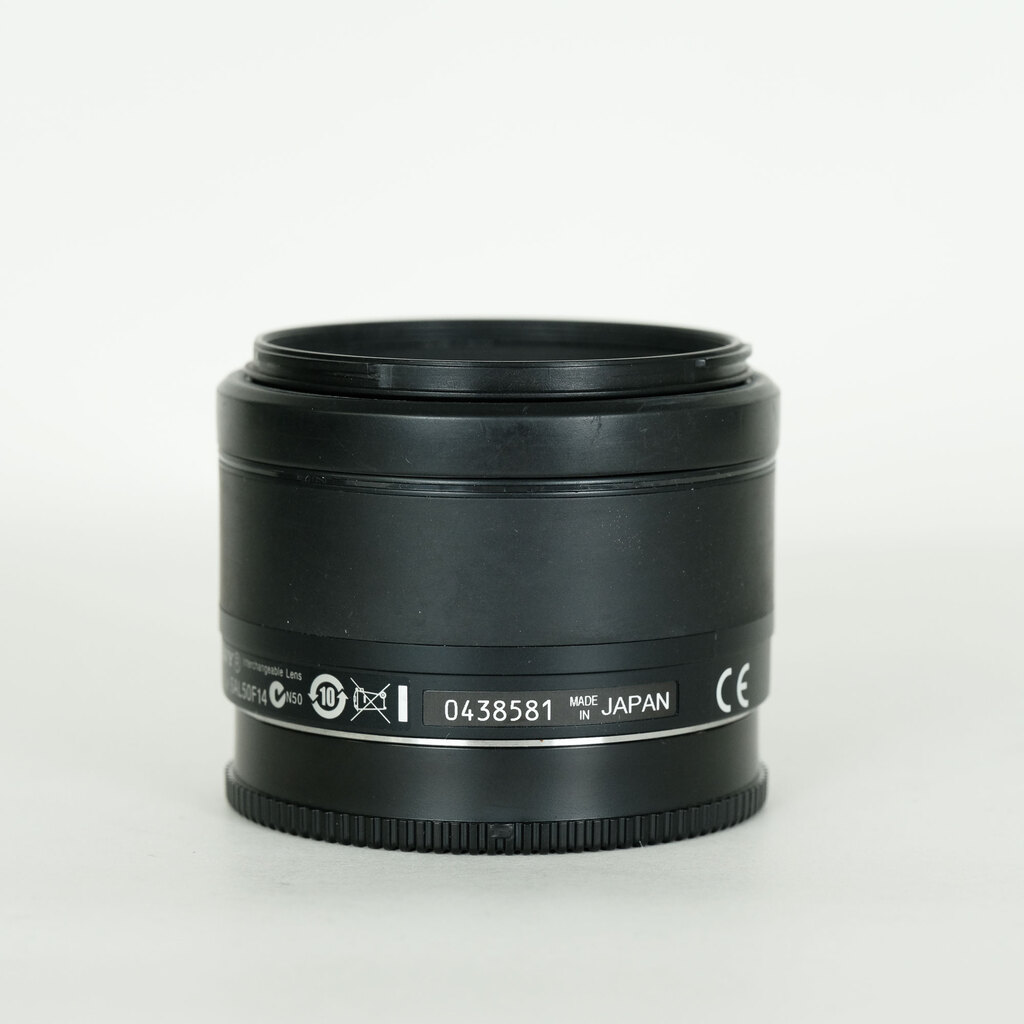 SONY 50mm F1.4 SAL50F14